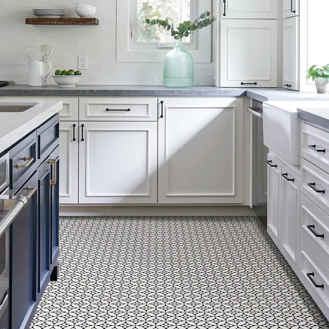 FloorPops Fleur Black & White 12-in x 12-in Peel and Stick Vinyl Floor Tiles, Water-Resistant, 20-sq ft Coverage, photo 3 of 8