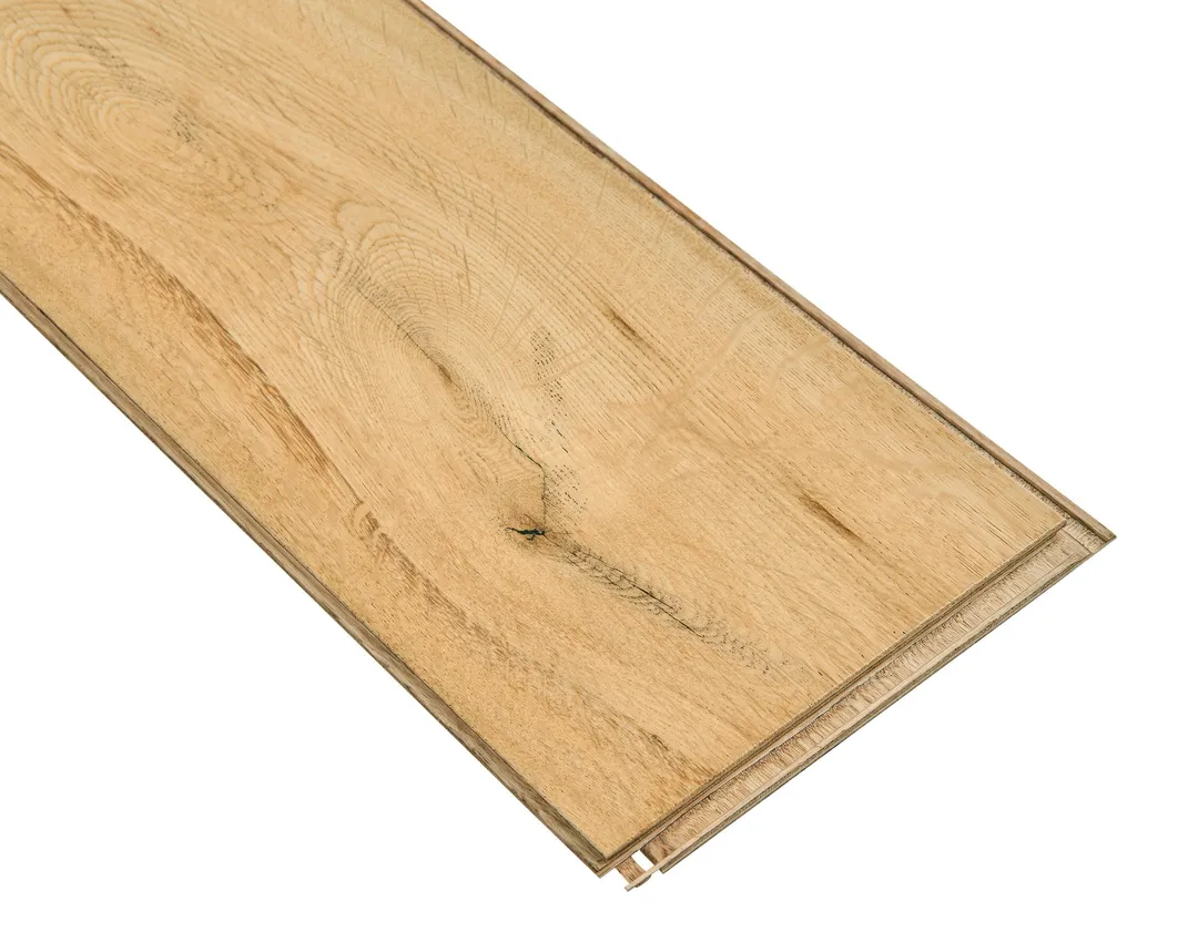 Bruce America's Best Choice Golden Natural White Oak 6-in W x 3/8-in T x Varying Length Wirebrushed Engineered Hardwood Flooring (30.63-sq ft / Carton), photo 5 of 12