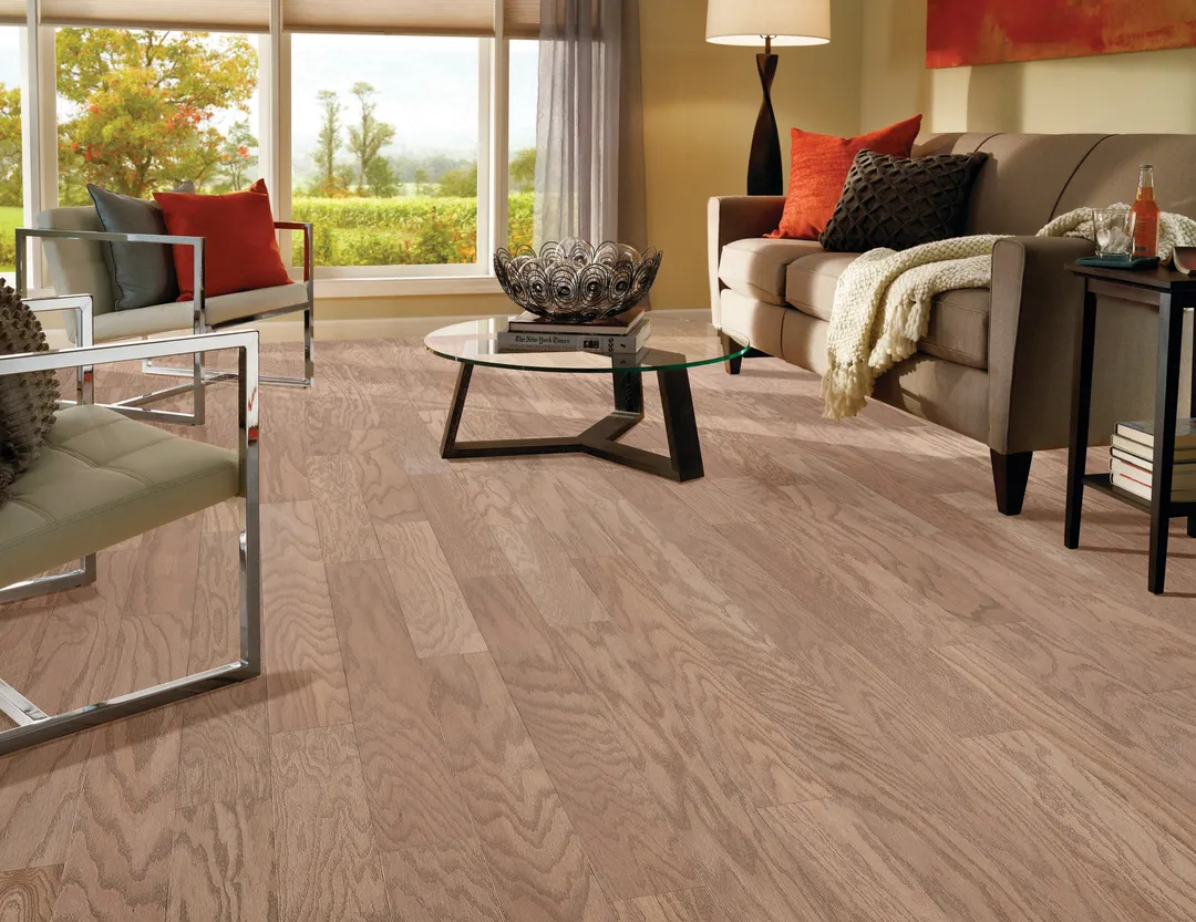 Bruce Frisco Good Natured Red Oak 5-in W x 3/8-in T x Varying Length Smooth/Traditional Engineered Hardwood Flooring (41.5-sq ft / Carton), photo 6 of 12