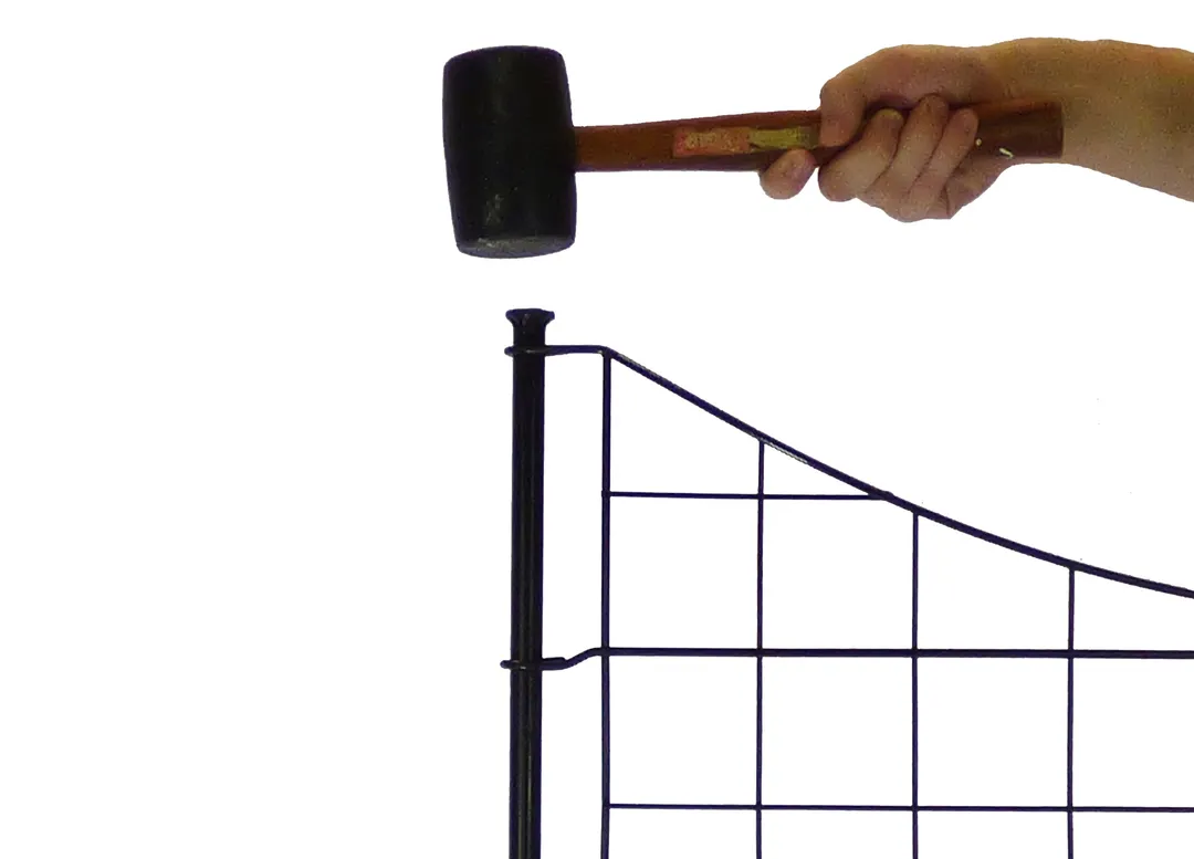 Zippity Outdoor Products 5 Panels 2-ft H x 2-ft W Black Galvanized Iron Scallop No Dig Garden Fence Panel, photo 6 of 6