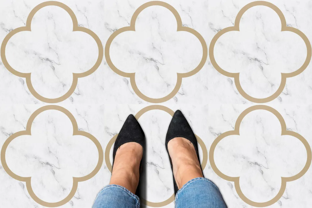 Achim Van Clover 2.75-mil x 12-in W Peel and Stick Patterned look Luxury Vinyl Tile Flooring ( 20-sq ft Carton ), photo 3 of 7