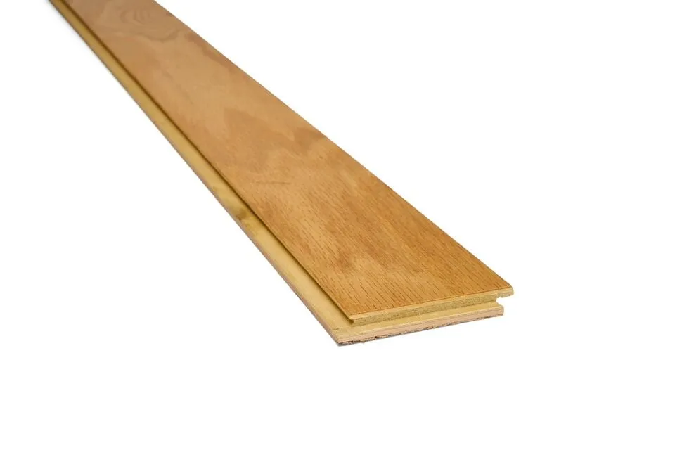 Bruce Frisco Natural Oak 3-in W x 3/8-in T x Varying Length Smooth/Traditional Engineered Hardwood Flooring (22-sq ft / Carton), photo 3 of 8