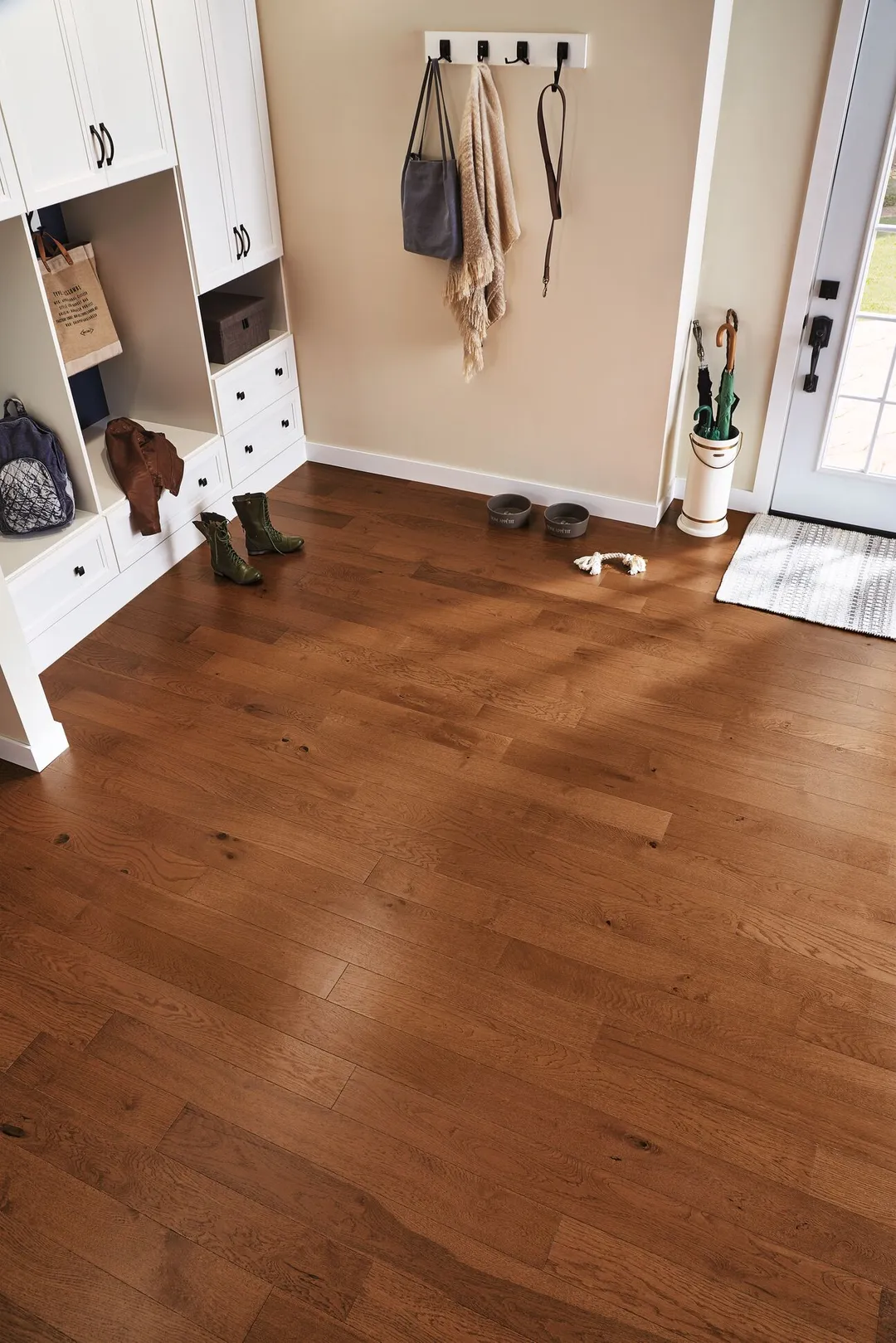 Bruce Hydropel Gunstock Oak 7/16-in T x 5-in W Water Resistant Wirebrushed Engineered Hardwood Flooring ( 22.6-sq ft / Carton ), photo 3 of 8