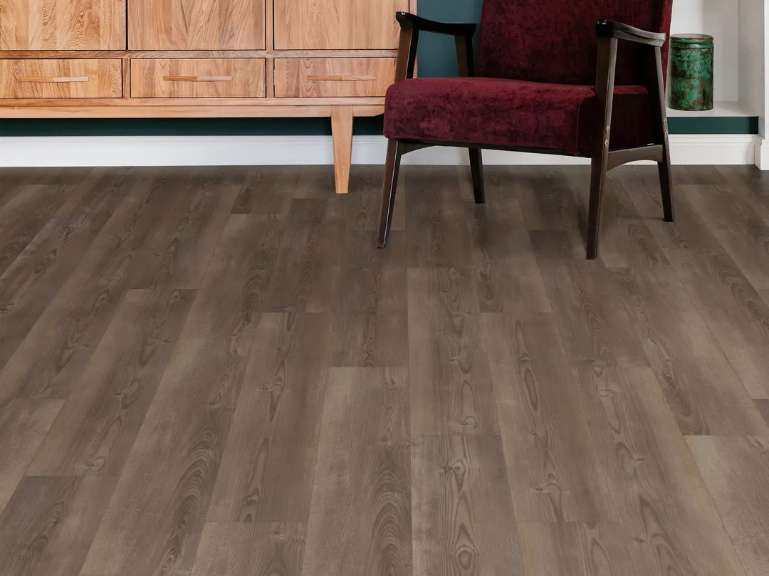 Shaw Tundra Plus Intricate Pine Brown 12-mil x 7-in W x 48-in L Waterproof Interlocking Luxury Vinyl Plank Flooring (18.91-sq ft/ Carton), photo 5 of 8