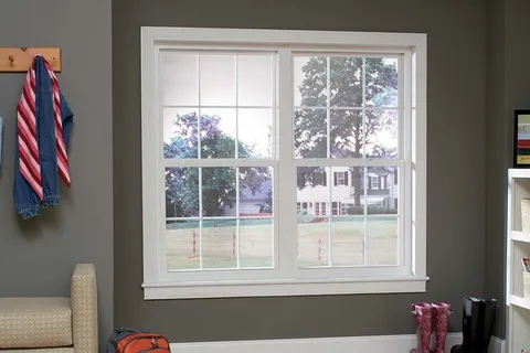 105 Series New Construction 35-1/2 × 51-1/2 × 2-5/8 in Jamb White Vinyl Low-e Argon Single Hung Window with Grids Half Screen Included