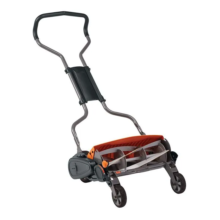 Fiskars 18 in. Cut Manual Push Non-Electric Walk Behind Reel Mower, photo 4 of 7