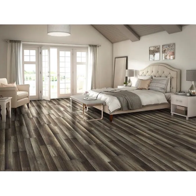 Style Selections Aged Gray Oak 8-mm T x 7-in W x 50-in L Wood Plank Laminate Flooring (21.44-sq ft / Carton), photo 5 of 9