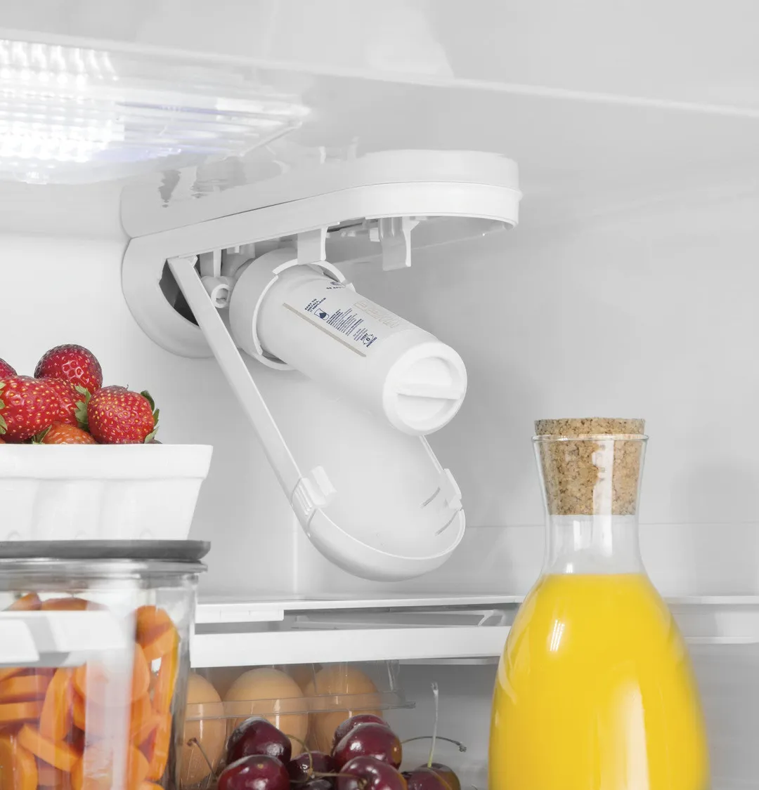 GE 18.6 cu. ft. French Door Refrigerator in Fingerprint Resistant Stainless Steel, Counter Depth (33" Wide), photo 6 of 8