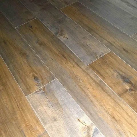 Mocha Birch #1551A Click-Locking Laminate Flooring Planks