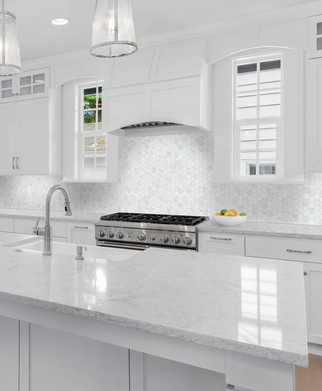 Satori Regent Carrara 12-in x 12-in Matte Porcelain Hexagon Marble-Look Floor and Wall Mosaic Tile (0.93-sq ft per Piece), photo 8 of 9
