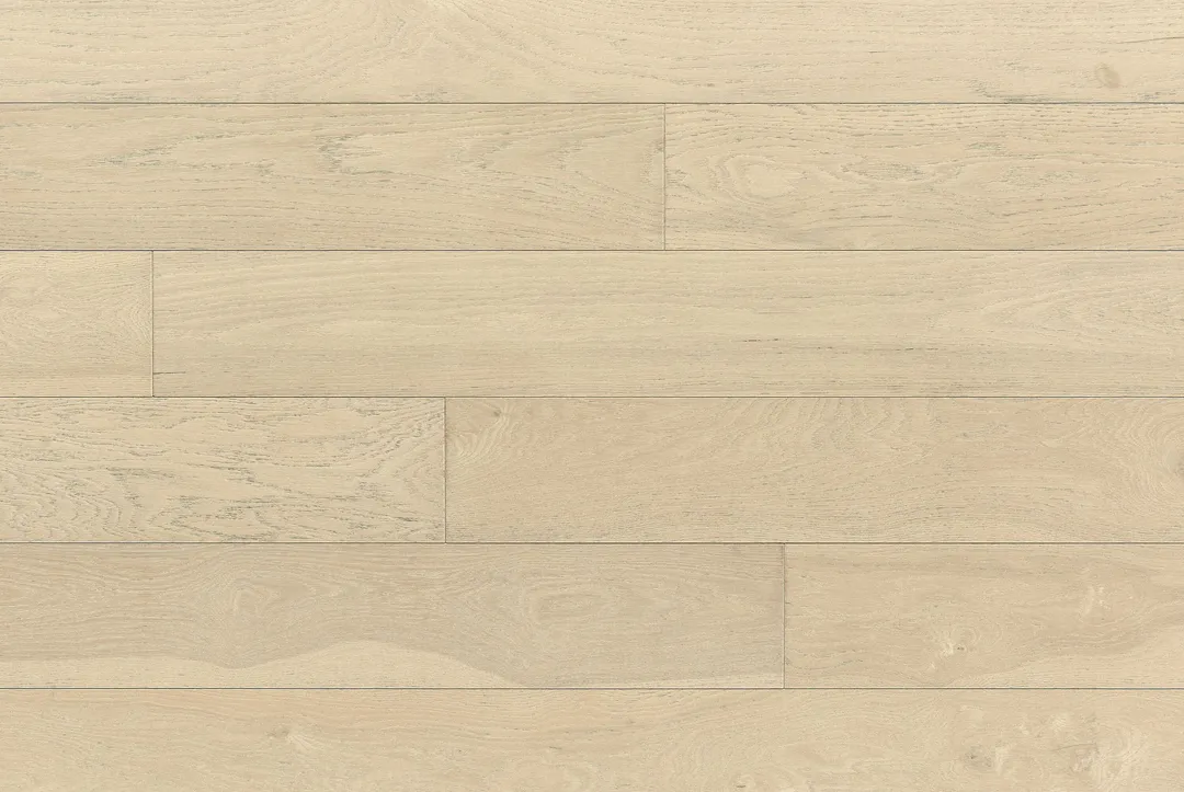 Bruce Forest Rain Woodsy Winter White Oak 7-7/16-in W x 1/4-in T x Varying Length Wirebrushed Waterproof Engineered Hardwood Flooring (15.54-sq ft / Carton), photo 13 of 13