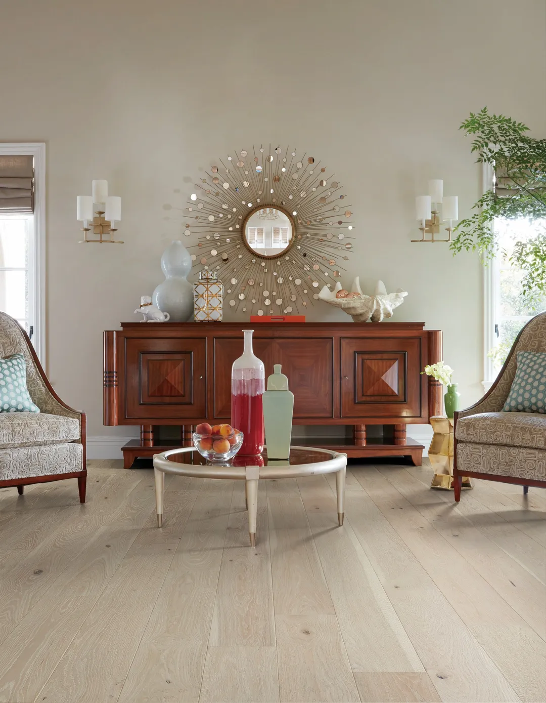 Villa Barcelona Gandia White oak 3/8-in T x 6-1/2-in W Water Resistant Wirebrushed Engineered Hardwood Flooring ( 23.64-sq ft / Carton ), photo 2 of 6