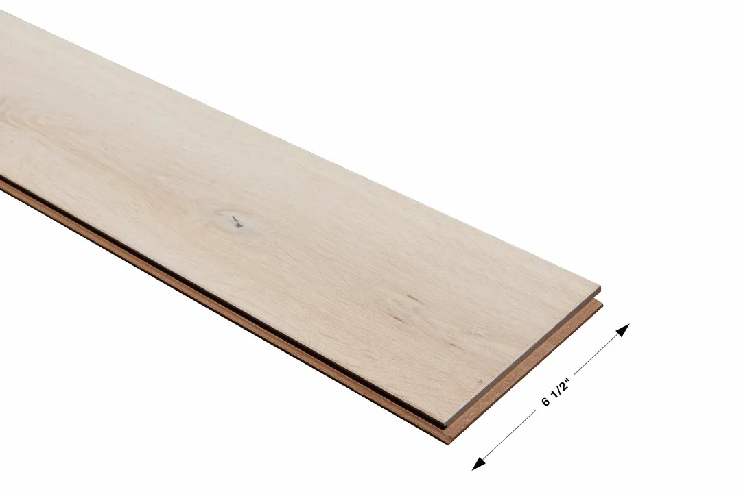 Villa Barcelona Gandia White oak 3/8-in T x 6-1/2-in W Water Resistant Wirebrushed Engineered Hardwood Flooring ( 23.64-sq ft / Carton ), photo 4 of 6