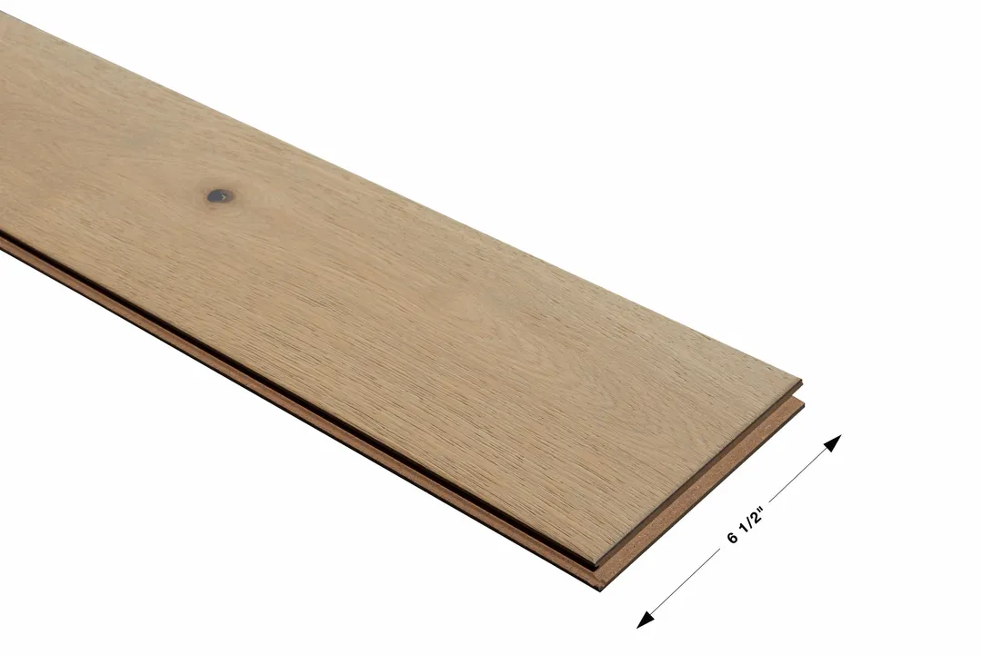 Villa Barcelona Lucena White oak 3/8-in T x 6-1/2-in W Water Resistant Wirebrushed Engineered Hardwood Flooring ( 23.64-sq ft / Carton ), photo 4 of 6