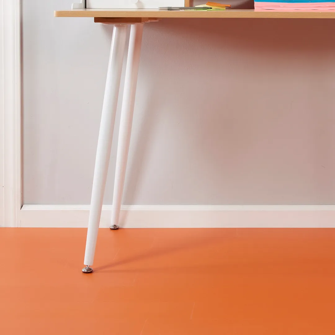Lucida USA MonoCore Creamsicle Orange 22-mil x 5-4/5-in W x 36-in L Waterproof Interlocking Luxury Vinyl Plank Flooring (13-sq ft/ Carton), photo 7 of 16