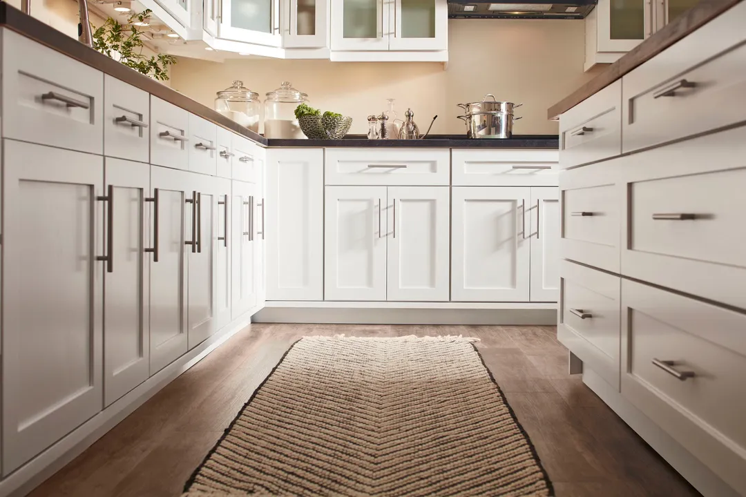 Valleywood Cabinetry Proper Gray 24-in W x 42-in H x 24-in D Proper Gray Birch Diagonal Corner Wall Ready To Assemble Plywood Cabinet (Flat Panel Shaker Style), photo 3 of 9