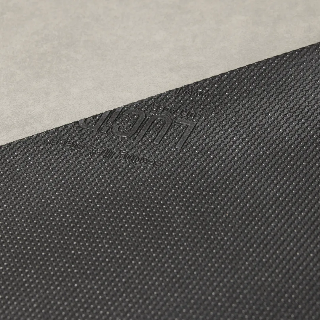 Lucida USA Terracore Holland Gray 22-mil x 12-in W x 24-in L Waterproof Interlocking Luxury Vinyl Plank Flooring (16-sq ft/ Carton), photo 2 of 17
