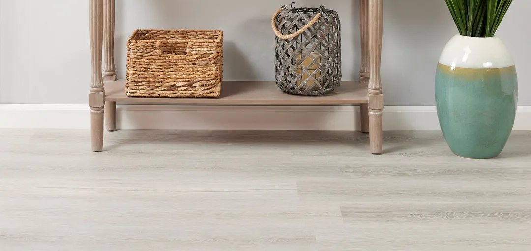 Lucida USA MaxCore Pro Greywolf Gray 20-mil x 7-3/32-in W x 48-in L Waterproof Interlocking Luxury Vinyl Plank Flooring (24.5-sq ft/ Carton), photo 4 of 25