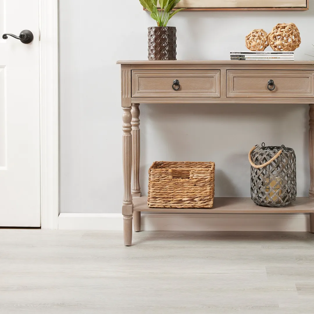 Lucida USA MaxCore Pro Greywolf Gray 20-mil x 7-3/32-in W x 48-in L Waterproof Interlocking Luxury Vinyl Plank Flooring (24.5-sq ft/ Carton), photo 7 of 25