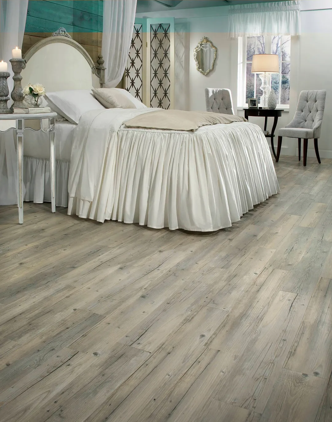 Style Selections Barnwood 6-in Wide x 2-mm Thick Water-Resistant Peel-and-Stick Vinyl Plank Flooring (1.5-sq ft), photo 8 of 8