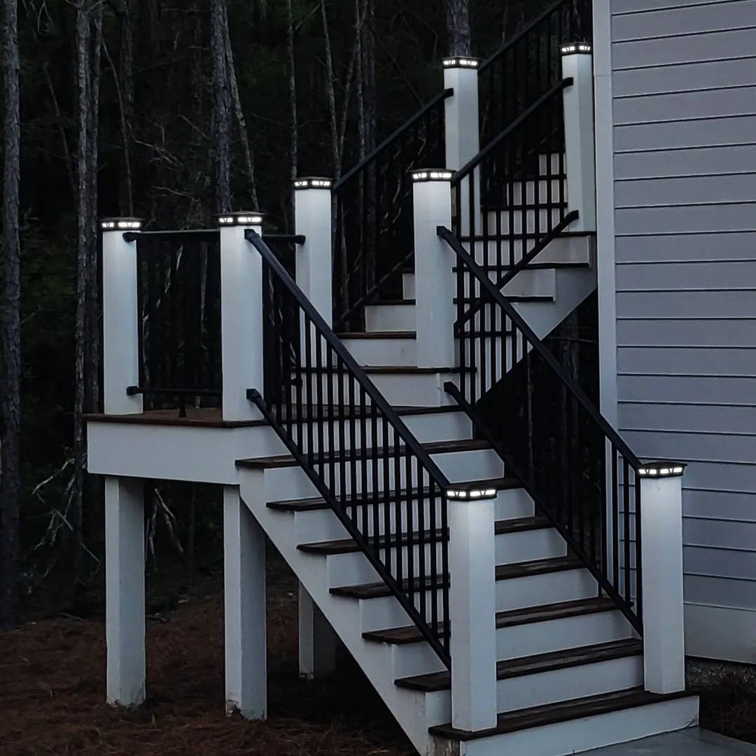 Classy Caps 6-in x 6-in 10-Lumen 1-Watt Brown Powder Coated Aluminum Solar LED Outdoor Post Cap Light (4500 K), photo 3 of 10