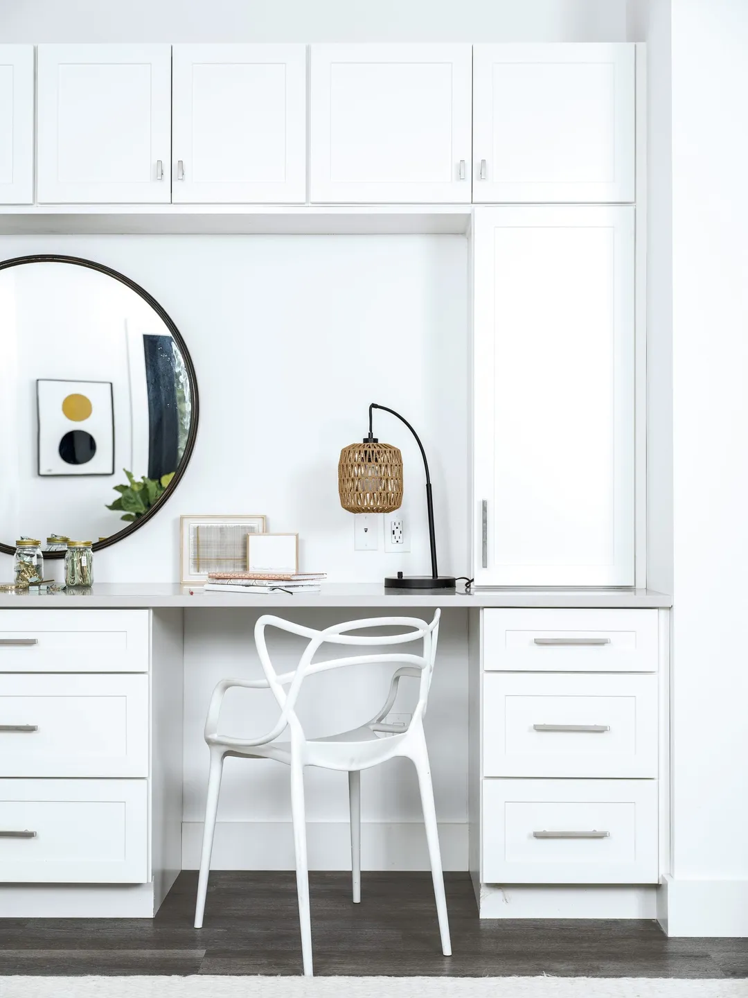 Diamond Express Jamestown 36-in W x 34.5-in H x 24-in D White L-shaped Corner Base Fully Assembled Plywood Cabinet (Recessed Panel Shaker Style), photo 15 of 18