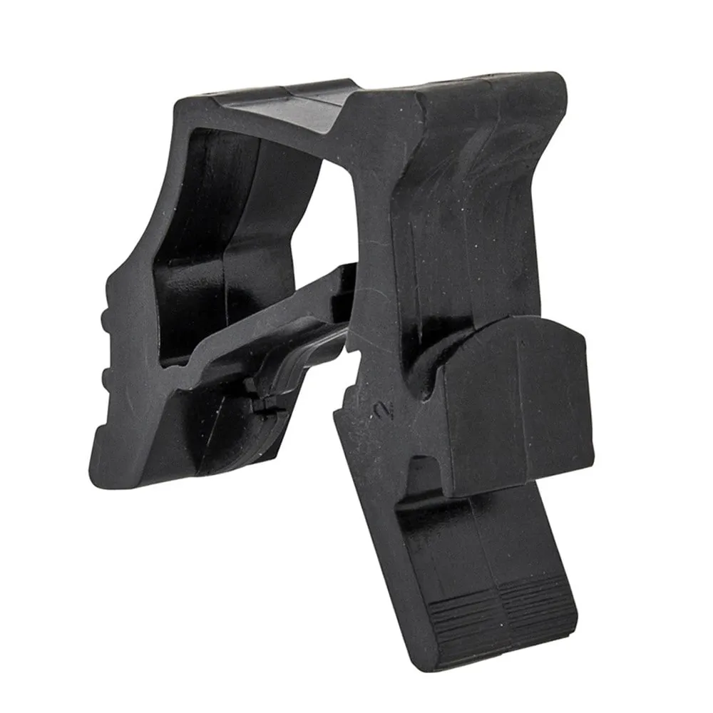 Yardgard Select 3.75-in Black Metal Rail Clip For Metal Fence, photo 5 of 8