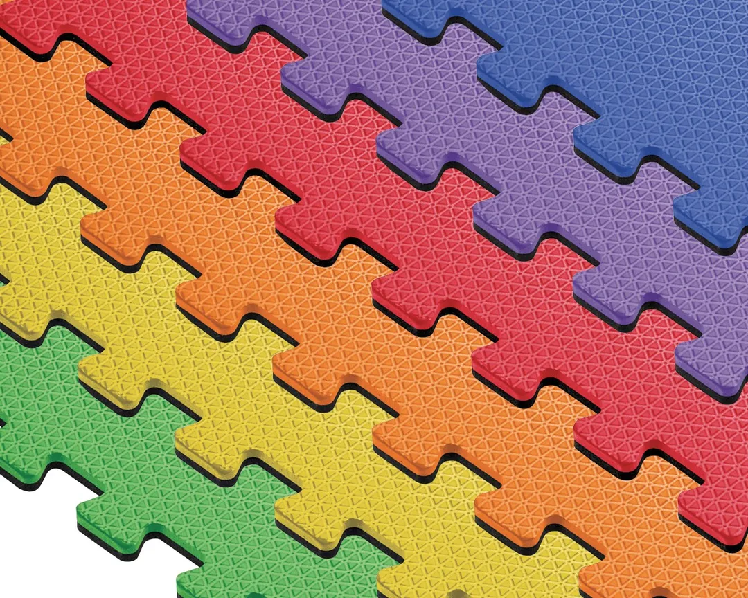 Norsk 24-in W x 24-in L x 0.5-in T Interlocking Foam Gym Floor Tile (24-sq ft) (6-Pack), photo 6 of 6