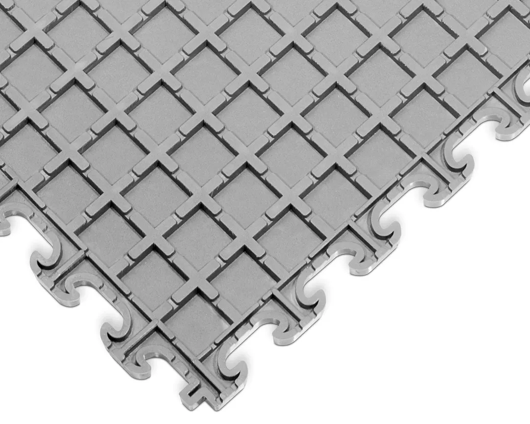 Norsk 18.3-in W x 18.3-in L x 0.25-in T Interlocking Flexible PVC Gym Floor Tile (13.95-sq ft) (6-Pack), photo 3 of 6
