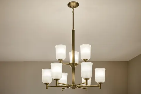 Shailene 9-Light Gold Chandelier