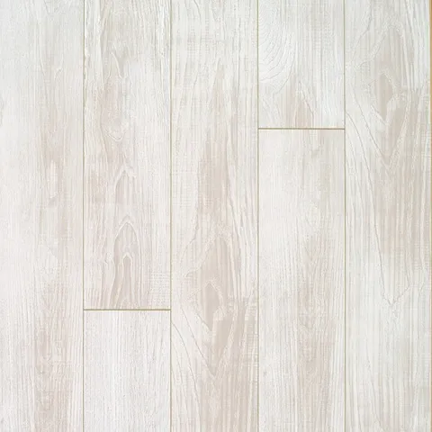 Vailmont Chestnut