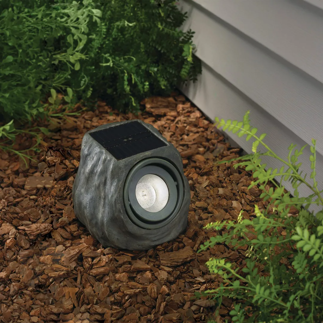 Portfolio 30-Lumen Grey Solar LED Landscape Flood Light, photo 8 of 12