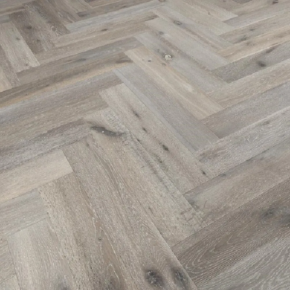 Flooors by LTL Chevron Oxford Grey Tone Oak 19/32-in T x 3-17/32-in W Wirebrushed Engineered Hardwood Flooring ( 7.31-sq ft / Carton ), photo 5 of 7