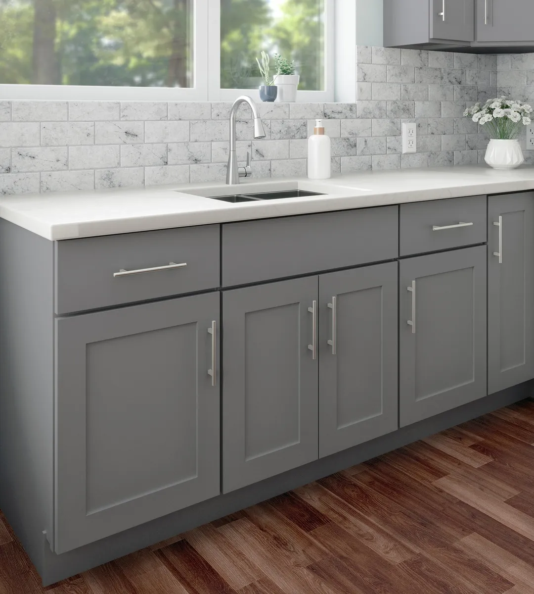 RELIABILT Overlake 18-in W x 34.5-in H x 24-in D Gray 3-Drawer Base Cabinet, Ready to Assemble, Plywood, Shaker Style, photo 6 of 7