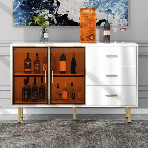 The amber-yellow glass doors and marble sticker tabletop are elegant and understated