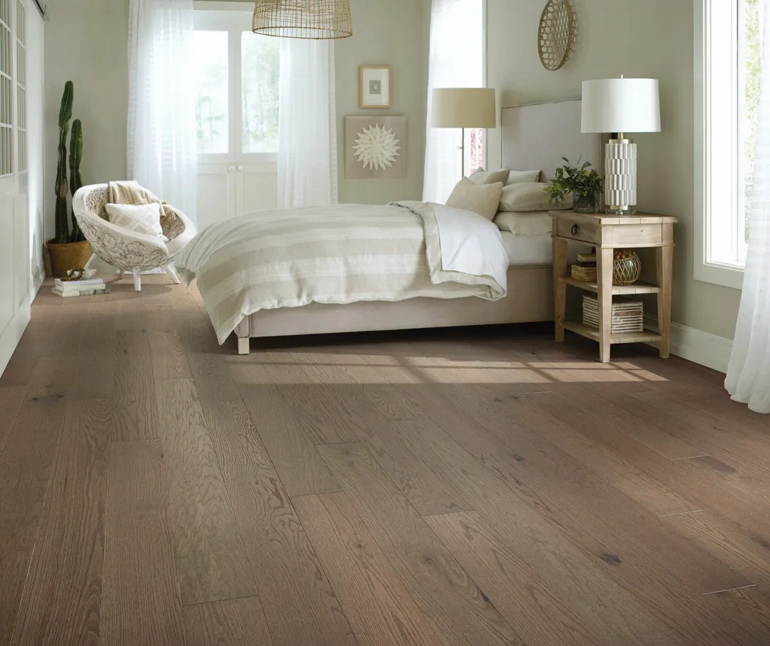 Shaw Kenai Oak Kenver Oak 3/8-in T x 6-3/16-in W Water Resistant Wirebrushed Engineered Hardwood Flooring ( 30.48-sq ft / Carton ), photo 2 of 8