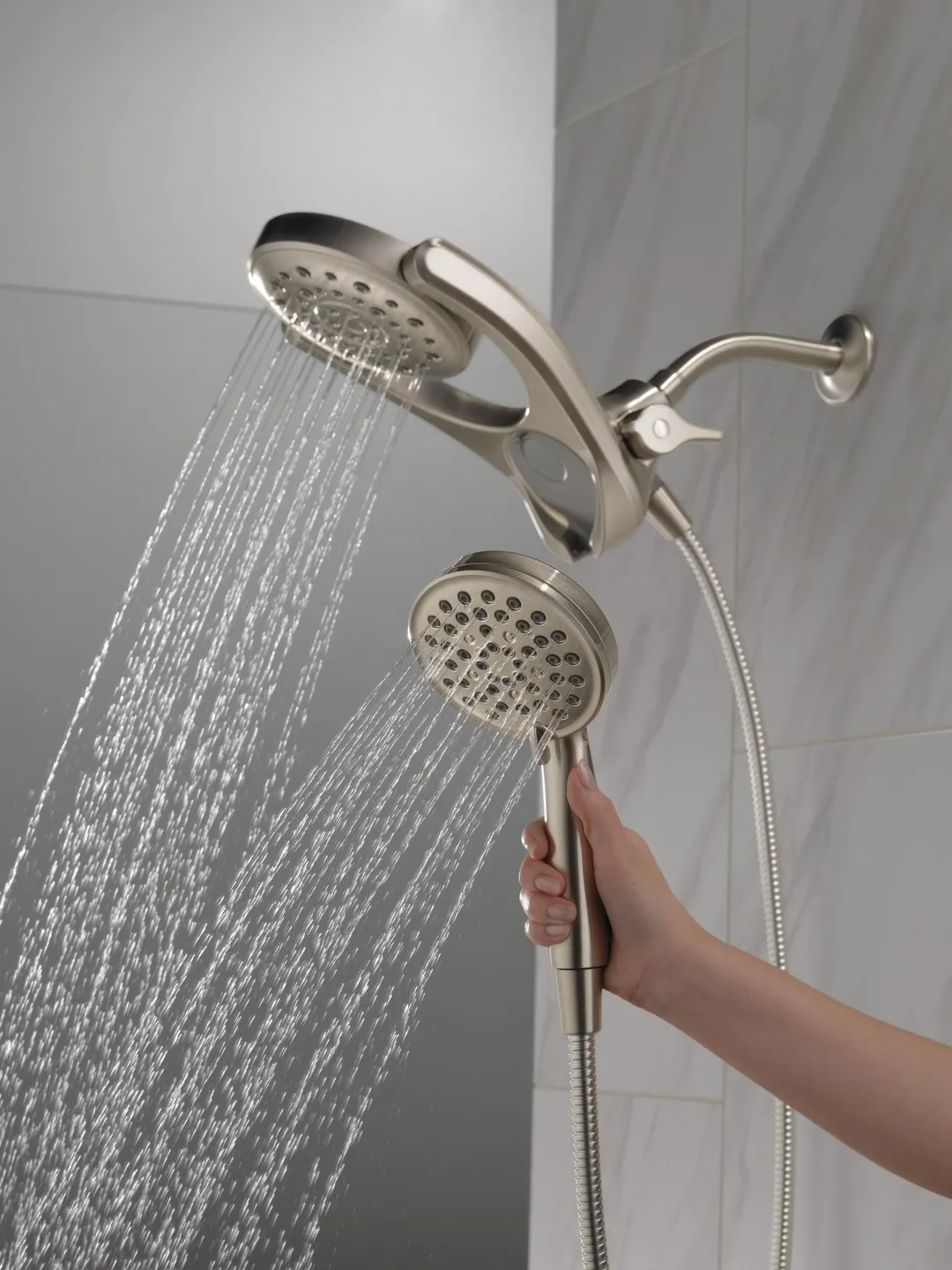 Delta HydroRain SpotShield Brushed Nickel 4-Spray Two-in-One Dual Shower Head, 2.5 GPM (9.5 LPM), 6-in Raincan, 60-in Hose, photo 2 of 8