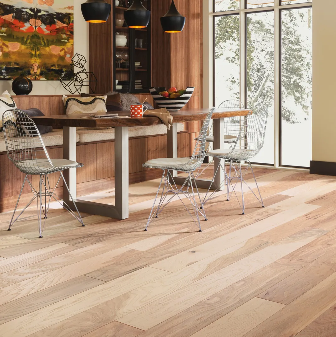 Shaw Tucker Creek Brushed Forest Hickory 1/2-in T x 5-in W Water Resistant Wirebrushed Engineered Hardwood Flooring ( 19.72-sq ft / Carton ), photo 2 of 7