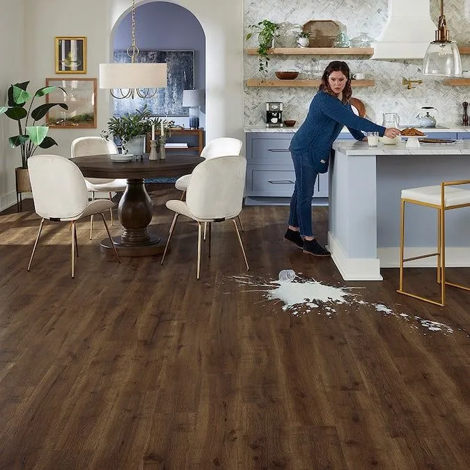 Pergo TimberCraft +WetProtect Wells Branch Hickory Waterproof Laminate Flooring, photo 5 of 10