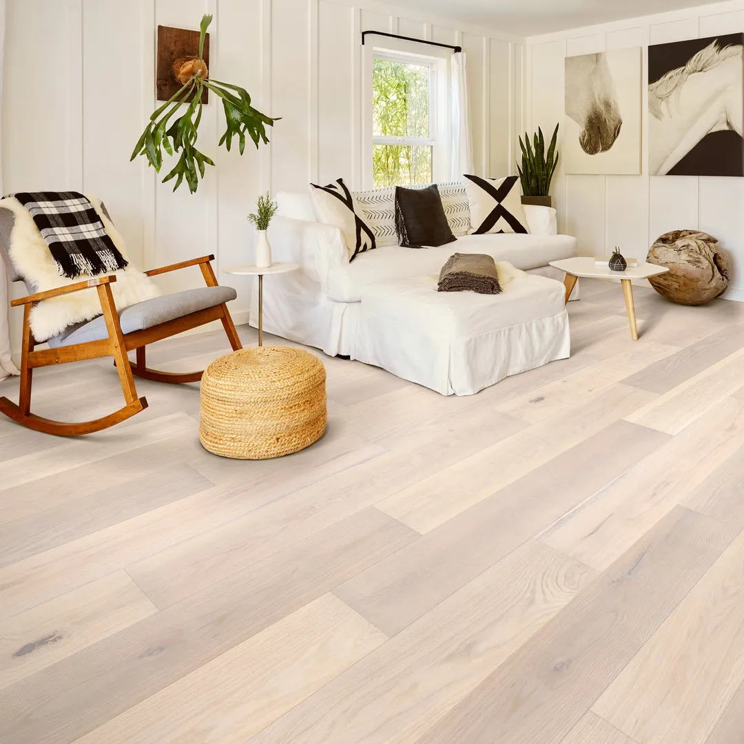 Shaw Ellendale Oak St. Helena Oak 1/2-in T x 9-1/4-in W Water Resistant Wirebrushed Engineered Hardwood Flooring ( 31.16-sq ft / Carton ), photo 2 of 9
