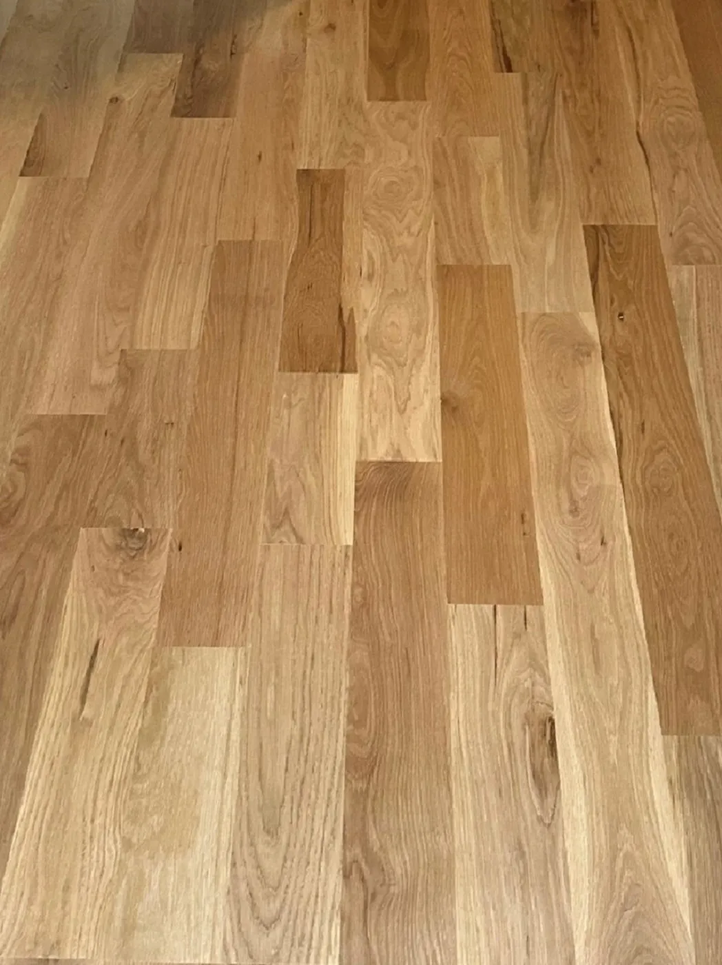 Bridgewell Resources Unfinished Red oak 3/4-in T x 3-1/4-in W Smooth/Traditional Solid Hardwood Flooring ( 18.75-sq ft / Carton ), photo 14 of 15