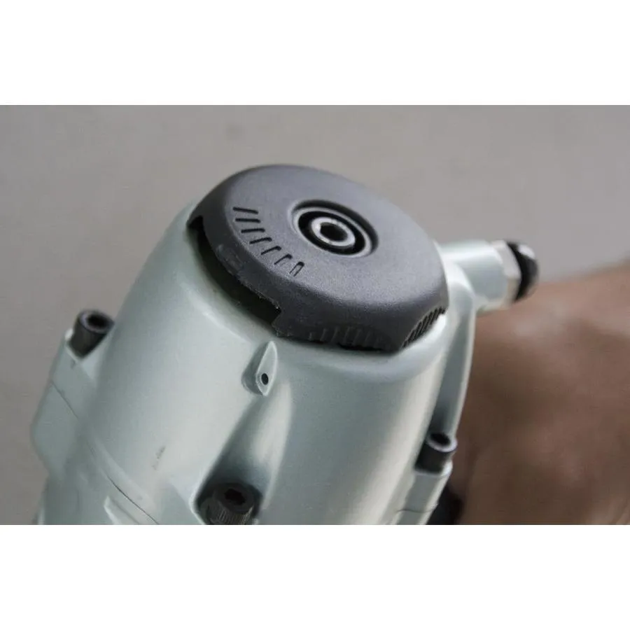 Metabo HPT (was Hitachi Power Tools) 2.5-in 16-Gauge Pneumatic Finish Nailer, photo 6 of 10