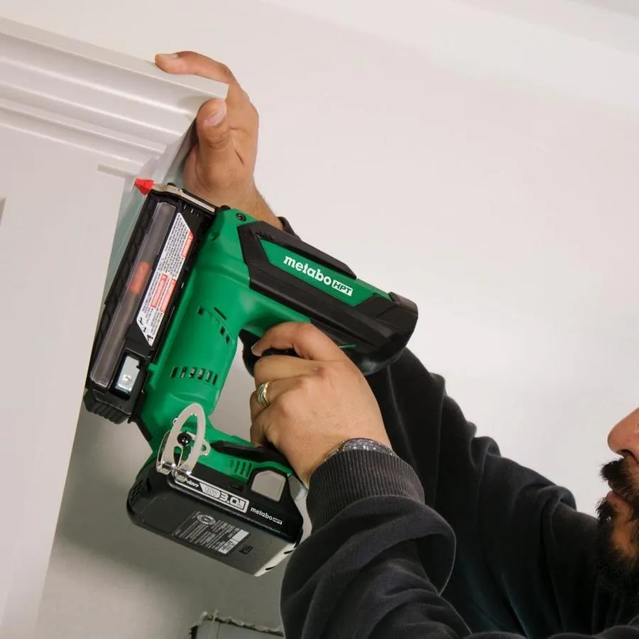 Metabo HPT (was Hitachi Power Tools) 1.375-in 23-Gauge 18-Volt Cordless Pin Nailer, photo 2 of 7