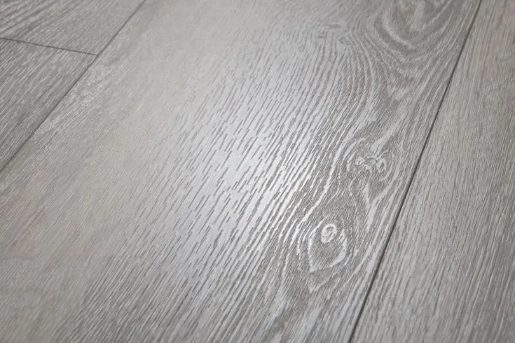 CALI Longboards Oceanic Oak Gray 20-mil x 9-in W x 70-in L Waterproof Interlocking Luxury Vinyl Plank Flooring (26.62-sq ft/ Carton), photo 7 of 11