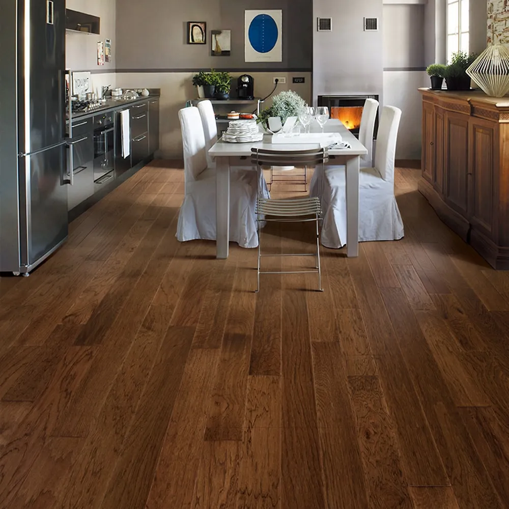 allen + roth Nutmeg Hickory 3/8-in T x 5-in W Handsculpted Engineered Hardwood Flooring ( 32.29-sq ft / Carton ), photo 4 of 8