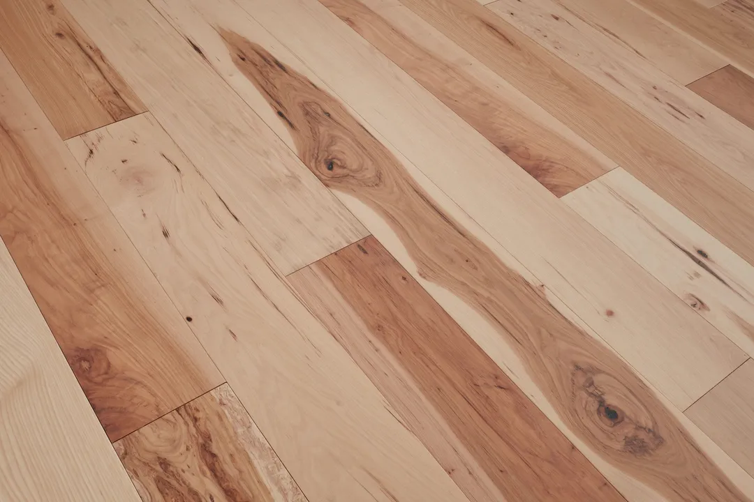 Bruce America's Best Choice Natural Hickory 1/2-in T x 6-in W Smooth/Traditional Engineered Hardwood Flooring ( 23.25-sq ft / Carton ), photo 4 of 13