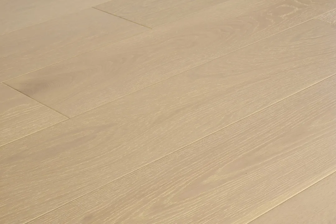 Element Flooring Stoneboro Moore European white oak 3/8-in T x 7-1/2-in W Wirebrushed Engineered Hardwood Flooring ( 34.36-sq ft / Carton ), photo 5 of 15