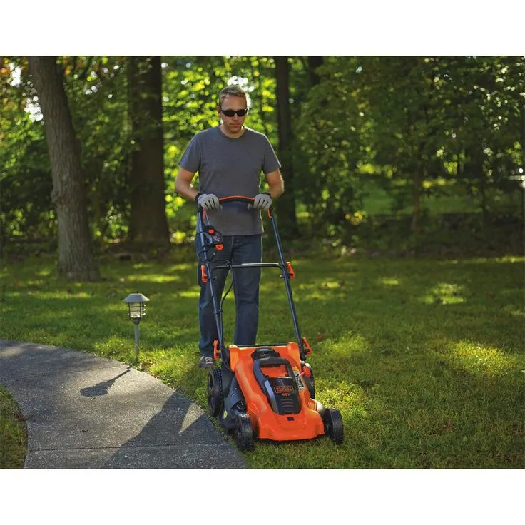 BLACK+DECKER 20 in. 40V MAX Lithium-Ion Cordless Walk Behind Push Mower with (3) 2.0Ah Batteries and Charger Included, photo 6 of 12
