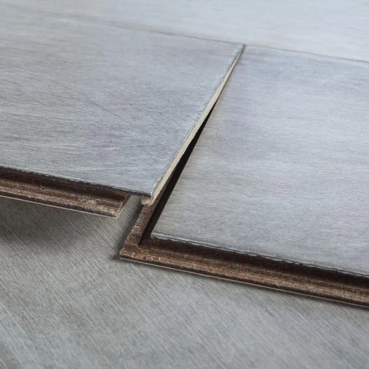 Style Selections 5-in Gray Fog Birch Smooth/Traditional Engineered Hardwood Flooring (36.09-sq ft), photo 3 of 5