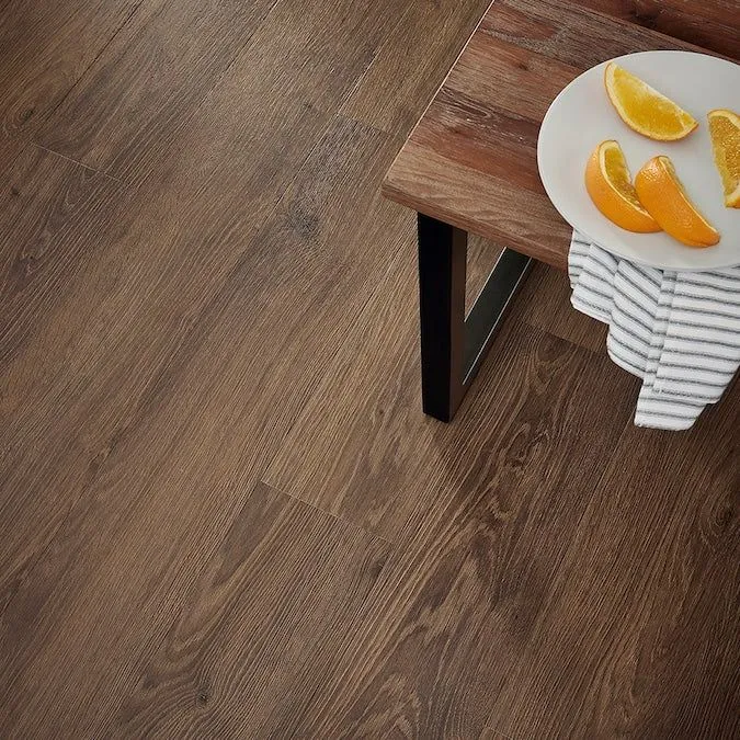 Pergo Pro +WetProtect Aventcross Oak Waterproof Laminate Flooring - 22.17 sq ft, photo 6 of 11